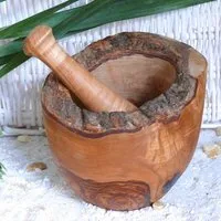 Olivenholz erleben Olivenholz erleben Mörser RUSTIKAL inkl. Stößel (ca. 14 cm)  aus Olivenholz – Produktbild 1 von 1