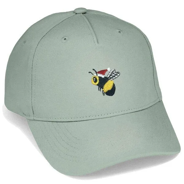 LIGARTI Bestickte Cap – Esmeralda die Weihnachtsbiene – LIGARTI Tiermanufaktur, Mintgrun, – Produktbild 1 von 4