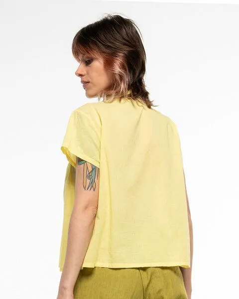 Alma & Lovis Alma & Lovis Charmantes Blusenshirt aus feinster Bio-Baumwolle | Batist Bluse, Citron (gelb), – Produktbild 3 von 3