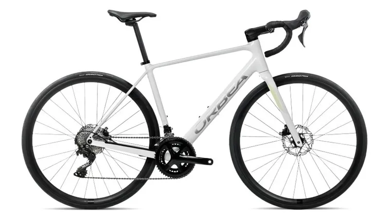 We Cycle Orbea Avant H40 Rennrad golden white/smooth silver 2027 57 (186-191 cm) | Rennräder – Produktbild 1 von 1