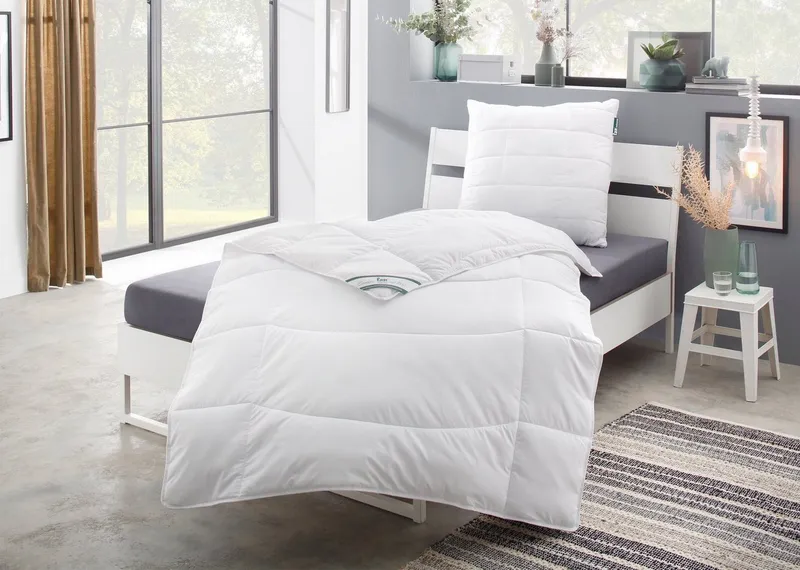 fan Microfaserkissen Komfort Plus, Füllung: 100% Polyester, Bezug: 100% Polyester, leichtes, weiches Kissen, Weiß, – Produktbild 7 von 7