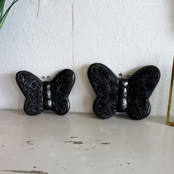 Mitienda Shop Mitienda Shop Deko Schmetterling aus schwarzer Keramik – Produktbild 2 von 4