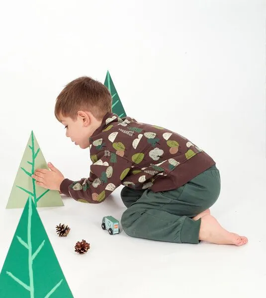 Sense Organics & friends in cooperation with GARY MASH Sense Organics & friends in cooperation with GARY MASH Kinder Sweatshirt aus Bio-Baumwolle, Bäume (braun), – Produktbild 2 von 3