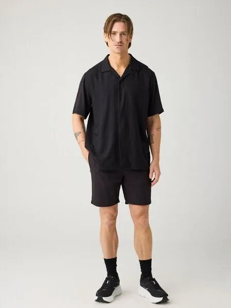 KnowledgeCotton Apparel KnowledgeCotton Apparel Shorts ASTRAL-Comfort aus Ecovero und Bio-Leinen, Schwarz-black-jet, – Produktbild 1 von 2