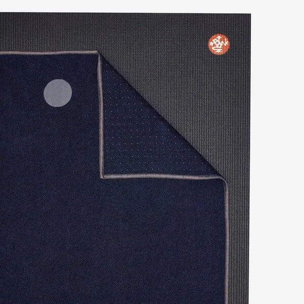 Manduka Manduka Mattentücher fürs Yoga - Yogitoes Skidless® Towel, Midnight (blau) - 180 cm, – Produktbild 2 von 4