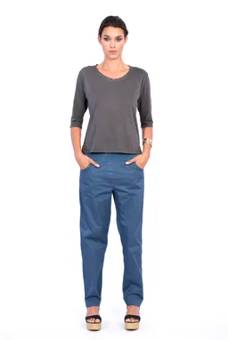 RAVENS VIEW IBIZA RAVENS VIEW IBIZA Damen vegan Hose Dubai Denim Blau – Produktbild 1 von 1