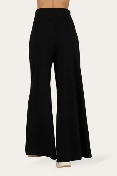 Urban Goddess Urban Goddess Nyx Weite Yoga-Hose, Onyx black (schwarz), – Produktbild 3 von 4