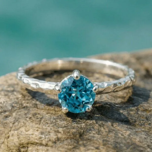 Spirit of Island Spirit of Island Silber Solitär Ring | Blauer Zirkon, Blau, – Produktbild 1 von 4