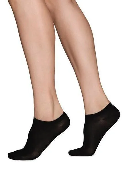 Swedish Stockings Swedish Stockings Sneaker Socken - SARA PREMIUM 70den, Schwarz, – Produktbild 2 von 4