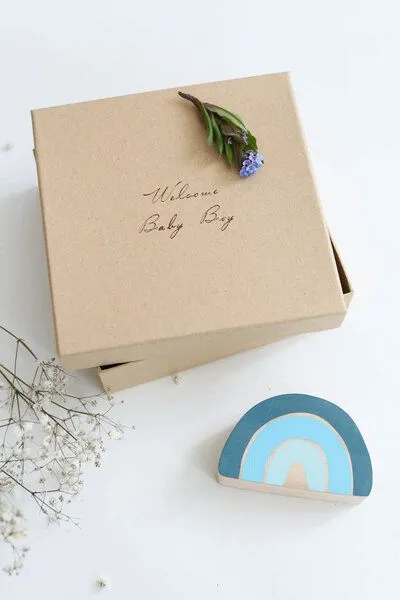 NoniKids Berlin NoniKids Berlin NoniKids Geschenkebox * One Little Year * rose | GOTS & Bio – Produktbild 3 von 8