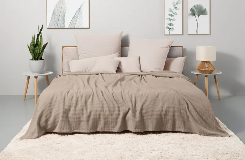 OTTO home Tagesdecke Mira, leichte Tagesdecke aus 100% Baumwolle, uni Überwurf, ohne Füllung, Grau, – Produktbild 2 von 9