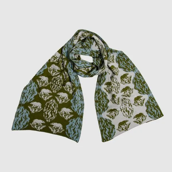 LANARTO slow fashion LANARTO slow fashion Schal Muster 'Eisbär' zweifarbig gestrickt aus mulesingfreier Merinowolle", Grün, – Produktbild 2 von 3