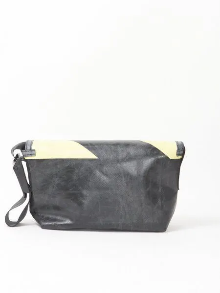 Freitag Freitag F41 Hawaii Five-O - black yellow (000004289804) – Produktbild 3 von 3