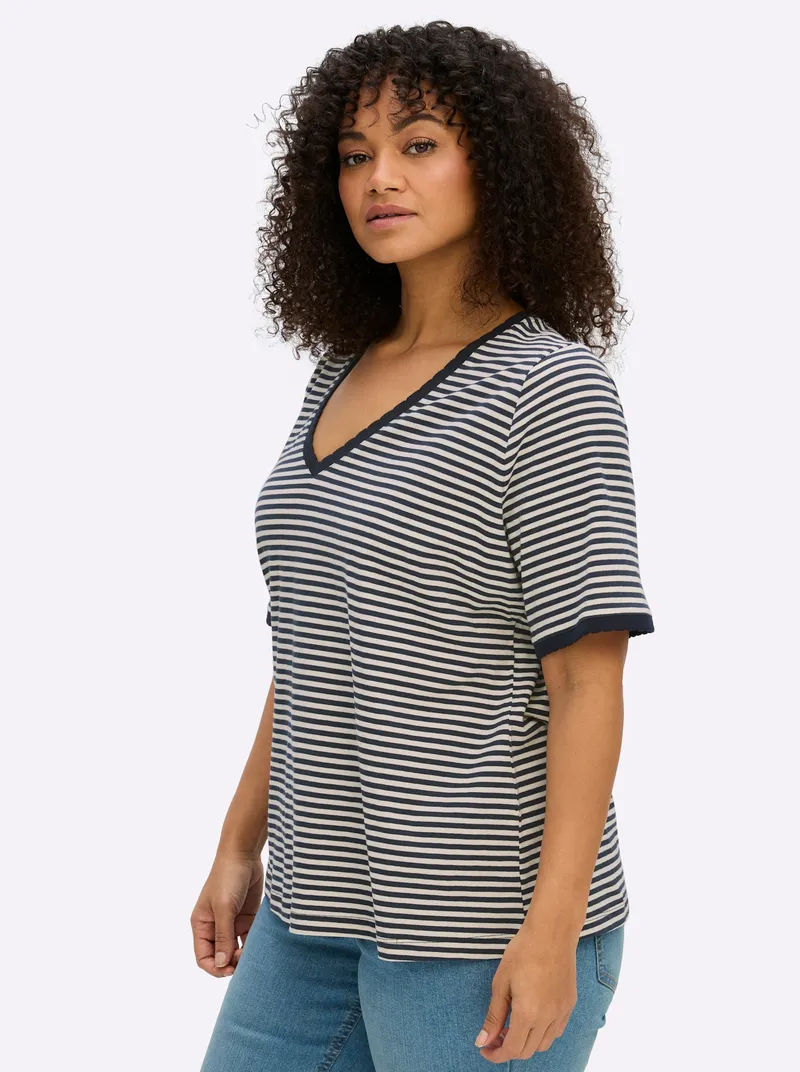 sheego sheego Ringelshirt ecru-tiefblau-geringelt, Ecru-tiefblau-geringelt, – Produktbild 2 von 2