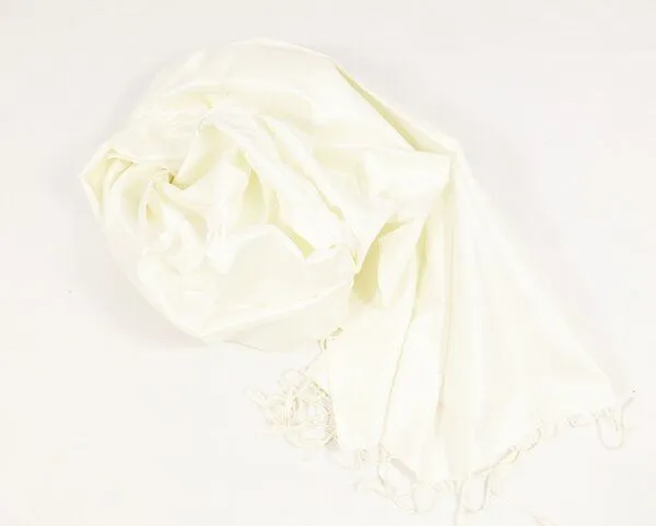 Schönes aus Indochina Schönes aus Indochina Seidenschal einfarbig, Offwhite, – Produktbild 2 von 2