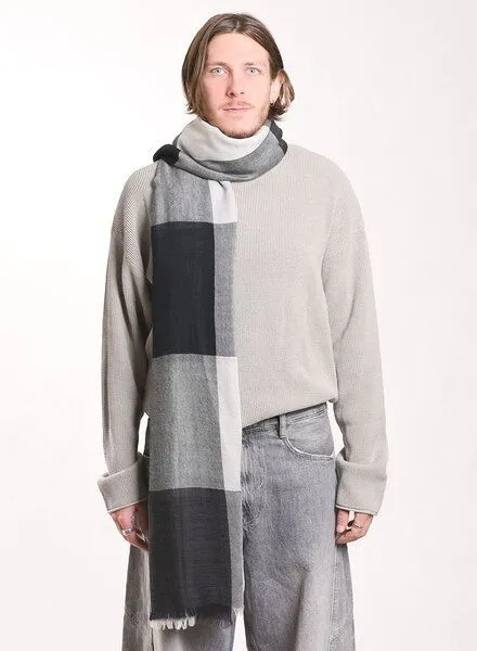 Djian Djian Schal aus Merino-Wolle – KARO – mulesingfrei, Schwarz / weiß / grau, – Produktbild 1 von 4