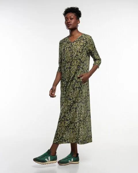 Alma & Lovis Alma & Lovis Langes Print-Tunikakleid aus Bio-Baumwoll-Batist | Batist Gep Maxikleid, Mineral green (grün), – Produktbild 4 von 4