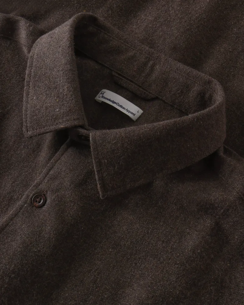 KnowledgeCotton Apparel KnowledgeCotton Apparel Herren vegan Hemd Dune Regular Aus Flanell Farbe Chocolate Torte, Braun, – Produktbild 1 von 2