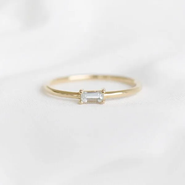 Eppi Eppi Minimalistischer Ring mit Aquamarin Koos, Rosa, – Produktbild 2 von 4