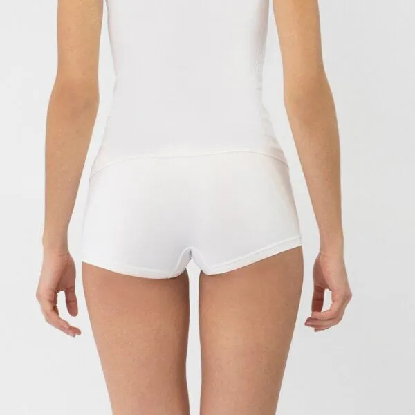 TAO Sportswear TAO Sportswear Schnelltrocknende & nahtlose Damen Funktionsboxer, Weiß, – Produktbild 4 von 4
