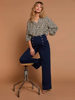 Envie De Fraise Umstandsbluse mit weiten Ärmeln in Leo-Print ENVIE DE FRAISE – Produktbild 1 von 1
