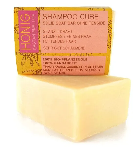 Küstenseifen Manufaktur Küstenseifen Manufaktur Shampoo Cube / festes Shampoo Honig & Kastanienblüte - normales / fettiges Haar – Produktbild 1 von 3