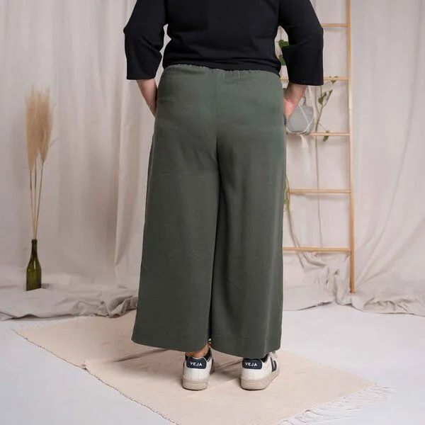 Vresh Clothing Vresh Clothing Vabiola - Culotte aus TENCEL (TM) Lyocell, Waldgrün, – Produktbild 6 von 6
