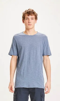 KnowledgeCotton Apparel KnowledgeCotton Apparel T-Shirt - ALDER narrow striped tee - aus Bio-Baumwolle – Produktbild 1 von 1