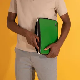 UNBEGUN UNBEGUN Herren vegan Laptop-Hülle – Produktbild 1 von 1