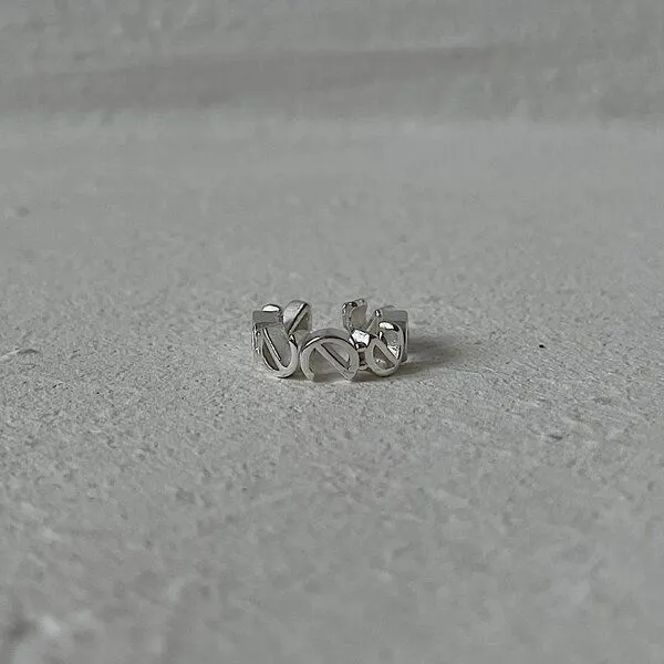 noemvri fashion label noemvri fashion label Logo earcuff, Silber, – Produktbild 1 von 4