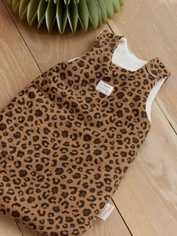 Vertbaudet Puppen-Schlafsack aus Musselin VERTBAUDET x ENVIE DE FRAISE Leo-Capsule personalisierbar – Produktbild 1 von 1