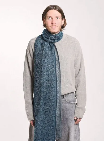 Djian Djian Schal aus Merinowolle – OLIVIA – mulesing-frei, Blau, – Produktbild 1 von 3