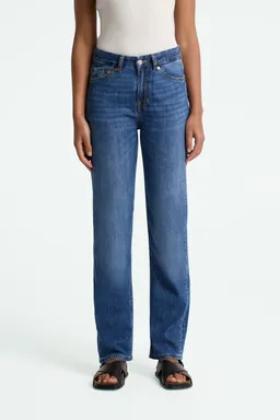 Kings Of Indigo Kings of Indigo Damen vegan Jeans Inoe Cotton Flex Mid Washed Blau – Produktbild 1 von 1