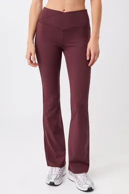 mandala MANDALA Damen vegan Sporthose Flared Ruby – Produktbild 1 von 1