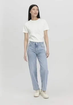 hessnatur hessnatur Jeans NELE High Rise Barrel Leg aus Bio-Denim – Produktbild 1 von 1