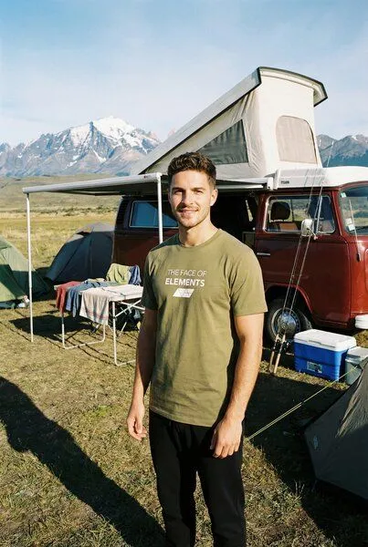 THE FACE OF ELEMENTS The Face of Elements Bold - Regular Fit T-Shirt aus 100% Bio-Baumwolle, Olive (oliv), – Produktbild 2 von 4