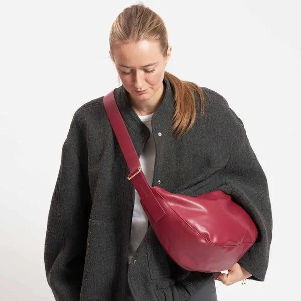 Souleway Souleway Half Moon Bag, Cherry red, – Produktbild 1 von 4