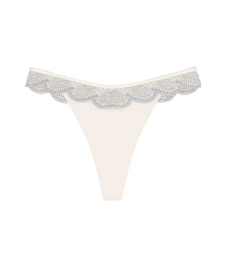 Triumph Triumph Slip Comfort Glam String raffinierte Spitze, Weiß, – Produktbild 2 von 5