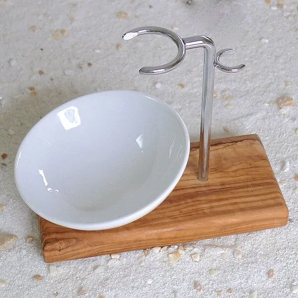 Olivenholz erleben Olivenholz erleben Rasierständer/-halter KLASSIK PLUS aus Olivenholz für Rasierpinsel & Nassrasierer – Produktbild 7 von 8