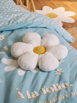 Vertbaudet Deko-Kissen BLUME aus Bouclé-Stoff Kinderzimmer – Produktbild 1 von 1