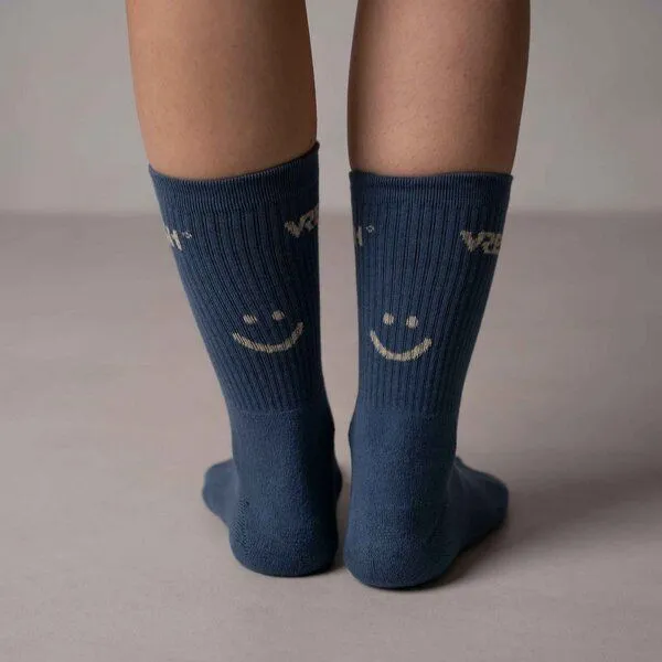 Vresh Clothing Vresh Clothing Savari - Tennis Socken aus Biobaumwoll-Mix, Rauchblau, – Produktbild 1 von 4