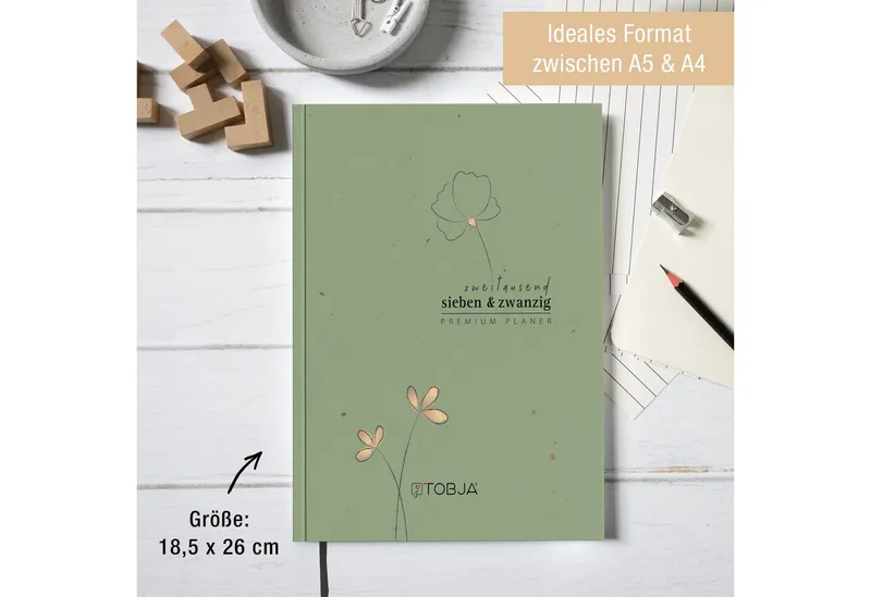 TOBJA Buchkalender Buchkalender 2027 Wochenplaner salbeigrün Skandi OptiPlaner Sage FSC, Salbeigrün, Roségold-Blumen, 30-Min-Taktung, 18,5x26 cm, FSC – Produktbild 4 von 5