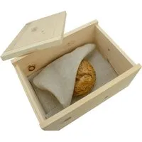 4betterdays 4betterdays Brotkasten aus Zirbenholz | abnehmbarer Deckel | inkl. Einlegegitter & Bäckerleinen – Produktbild 1 von 1