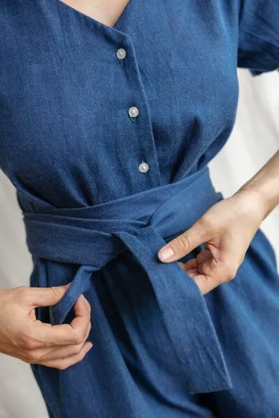 Jyoti - Fair Works Jyoti - Fair Works Bio-Baumwolldenim Jumpsuit Amrita, Denim, – Produktbild 4 von 4