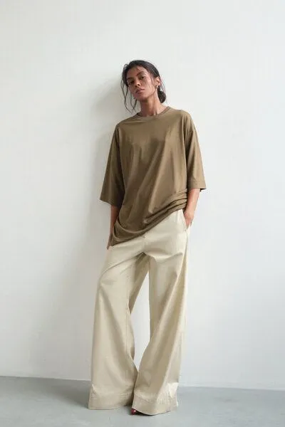 IVA RYCH IVA RYCH Oversize-T-Shirt in Oliven-Braun I Deadstock, Braun, – Produktbild 2 von 3