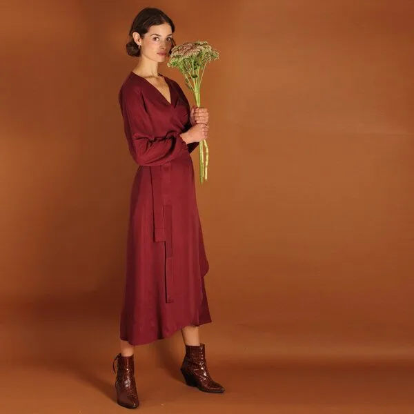ManduTrap ManduTrap Langärmeliges Tencel Wickelkleid Tara in blau oder berry, Violett, – Produktbild 4 von 4