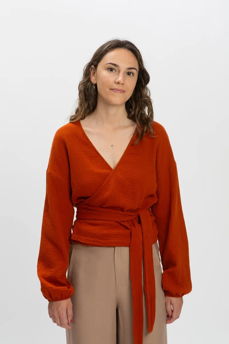 MATONA MATONA Damen vegan Wickelbluse Musselin Ziegelrot, Rot, – Produktbild 2 von 2