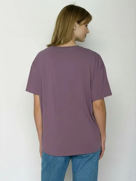 GreenBomb GREENBOMB Cat Walk Feel - Lässiges T-Shirt aus Bio-Baumwoll-Mix / hochwertiger Print / GOTS / Fair & Vegan, Lila (moorberry), – Produktbild 4 von 4