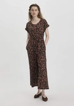 hessnatur hessnatur Print Jersey Jumpsuit Oversize aus reiner Bio-Baumwolle – Produktbild 1 von 1