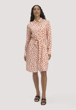 hessnatur hessnatur Gewebe Hemdblusenkleid Knielang aus reiner LENZING ECOVERO Viskose – Produktbild 1 von 1
